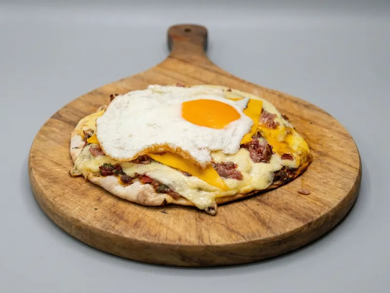 ROYAL EGG