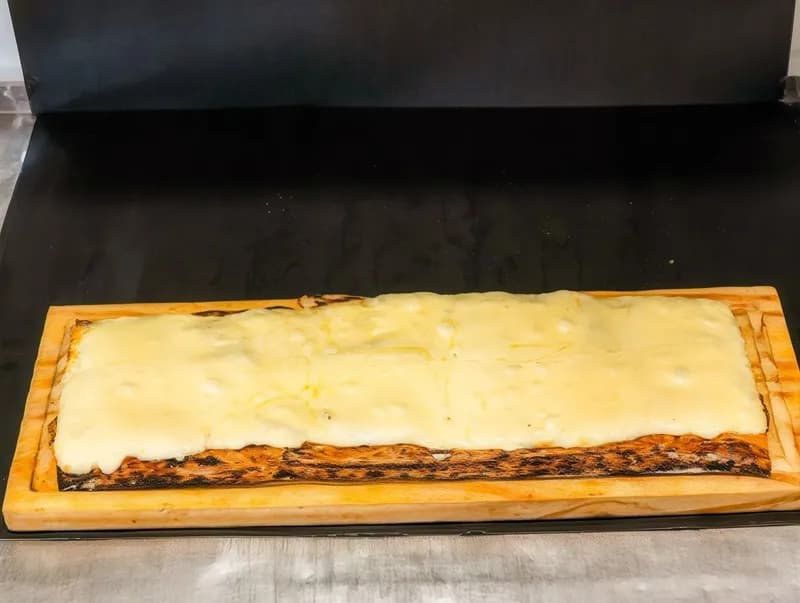 1/2 Metro de Muzzarella