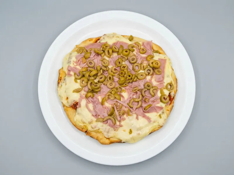Pizzeta con Muzzarella + 2 Gustos